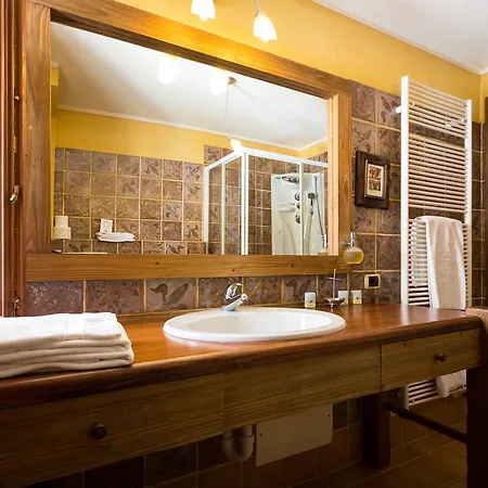 Hotel Lyshaus Gressoney-Saint-Jean Room photo